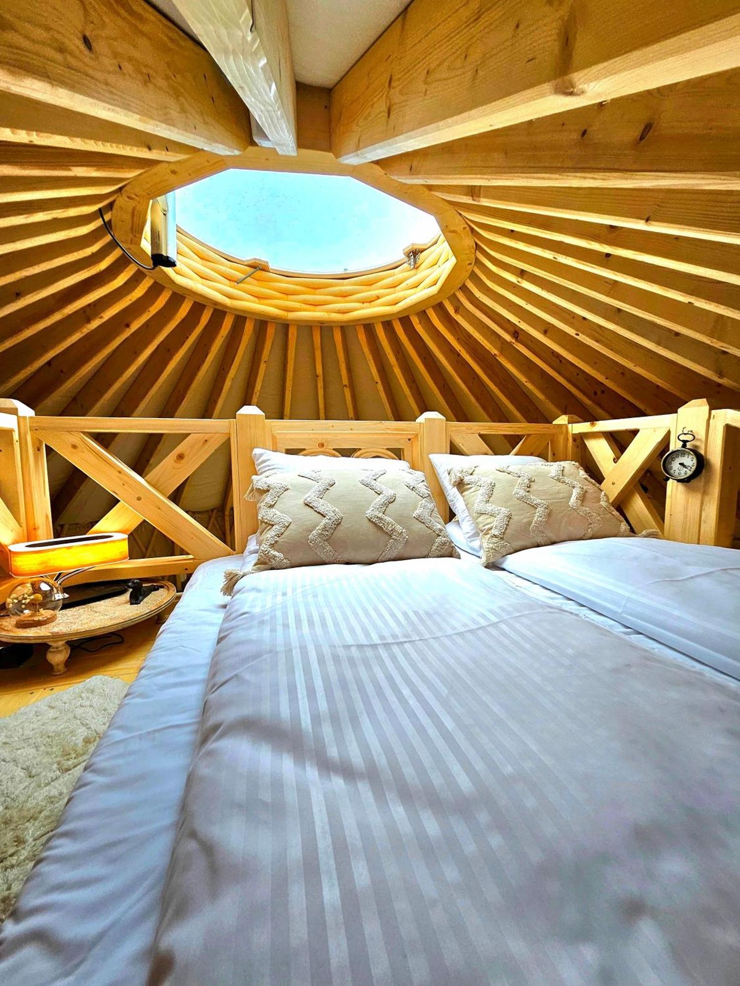 Jurta Na Wypasie - Luksusowy Namiot Z Widokiem Na Gory - Jacuzzi, Sauna, Split Ac, Private, Star View Zakopane Eksteriør billede